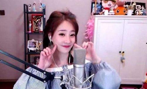 出名网红视频直播,揭秘视频热潮背后的秘密