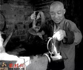 老汉爆料茶叶视频,茶叶背后的惊人真相，视频曝光行业黑幕