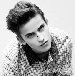 欧美网红 男孩裸体,揭秘网络暴力的阴影面