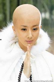 明星小明星图片,光影瞬间定格青春风采