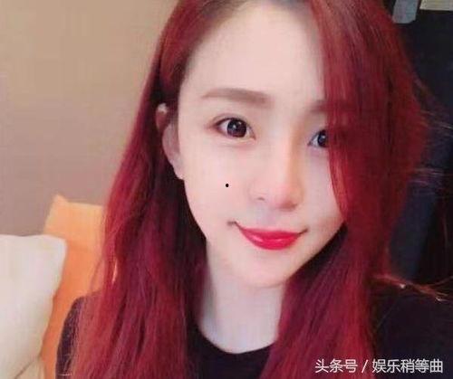 头条女主播刷礼物,礼物刷屏背后的直播经济现象